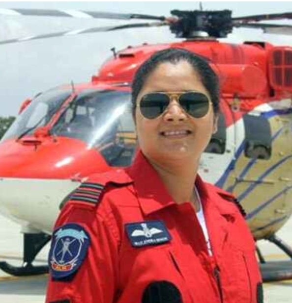 वीरता पुरस्कार  पाने वाली वायुसेना की पहली महिला अधिकारी विंग कमांडर दीपिका मिश्रा